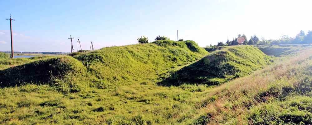 Вали давньоруського городища Кудин